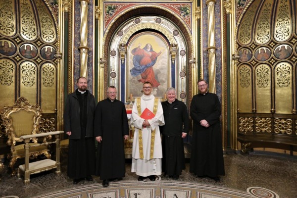 493312044 710135861359883 n 493312044 710135861359883 n